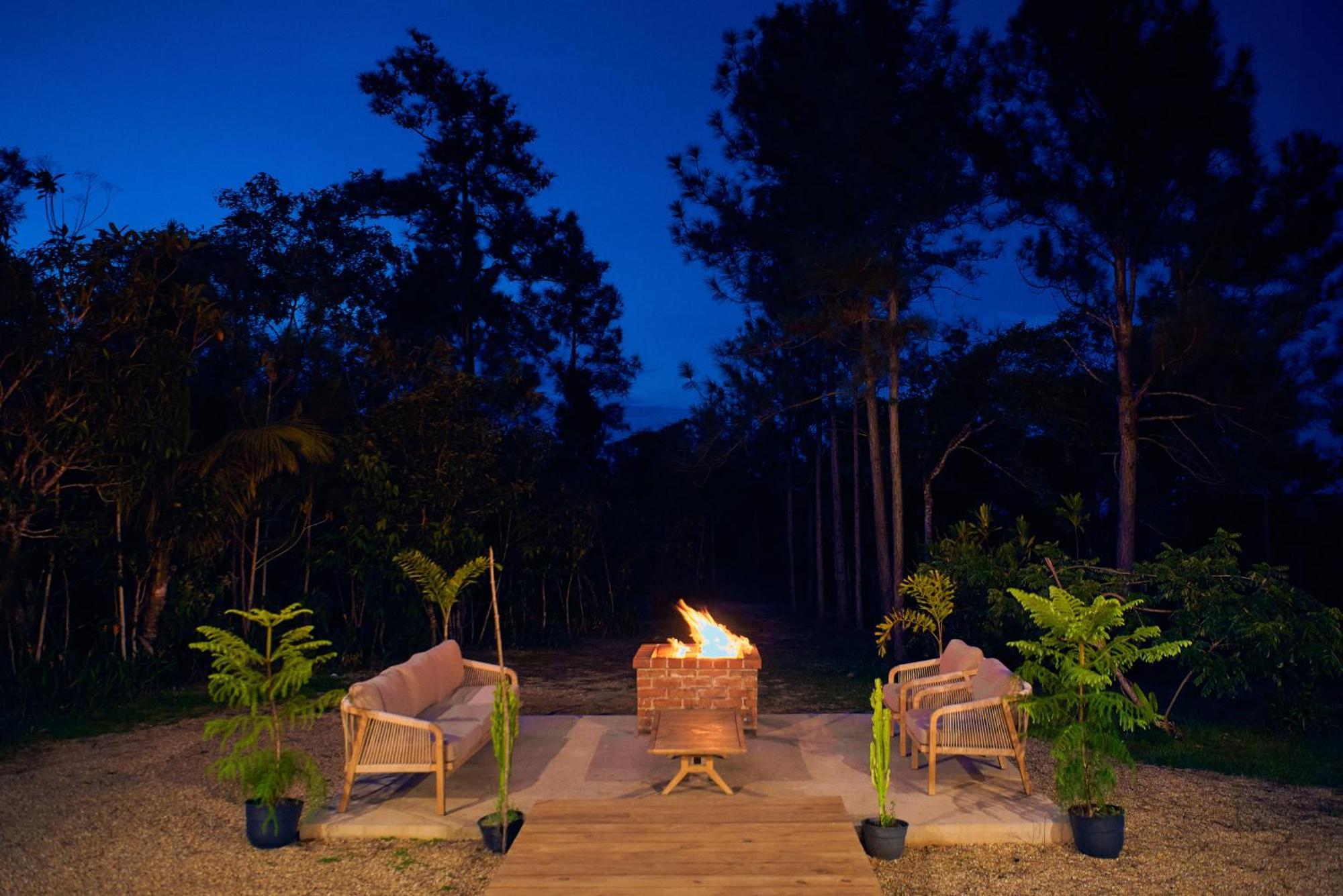 Hidden Valley Wilderness Lodge Blancaneaux Екстер'єр фото