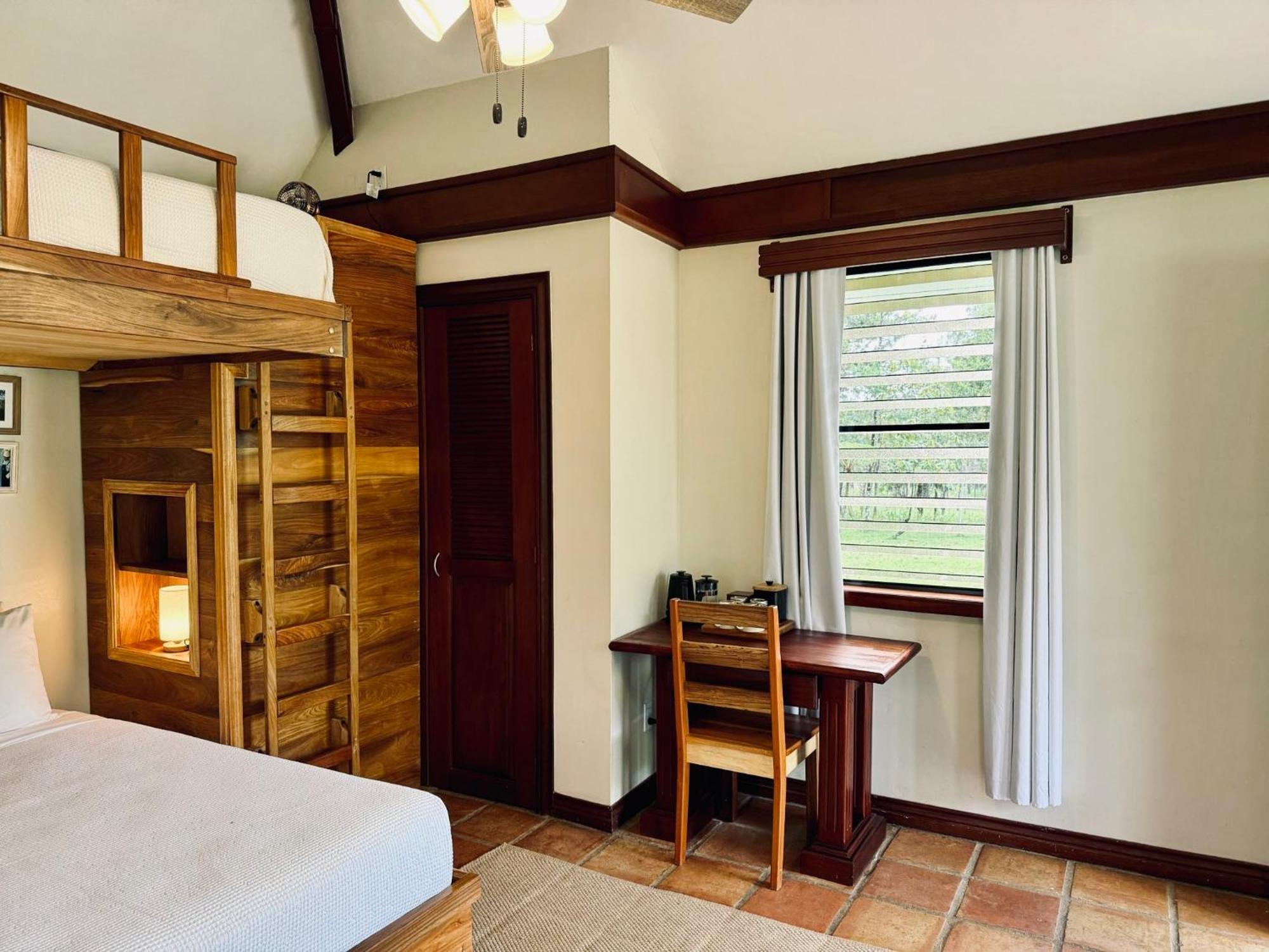 Hidden Valley Wilderness Lodge Blancaneaux Екстер'єр фото